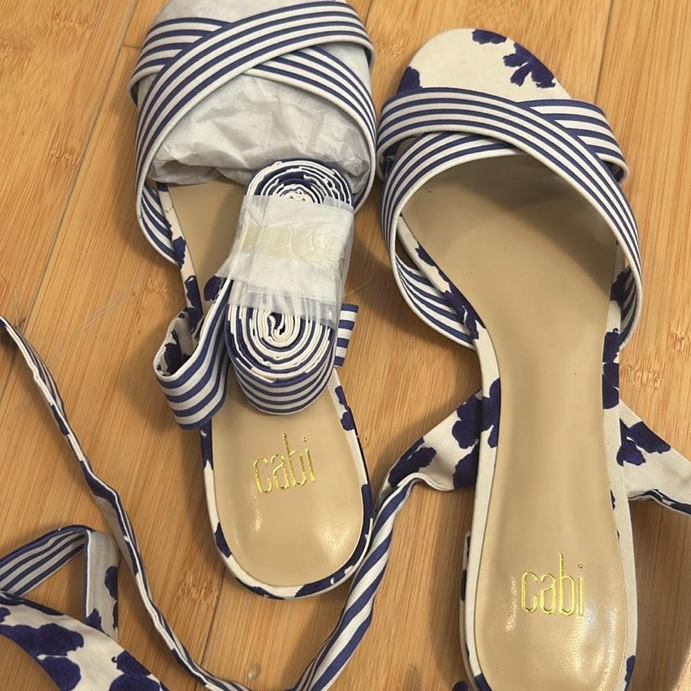 Cabi All Tied Up Blue & White Sandals size 8, New without box NWOB - Picture 4 of 6